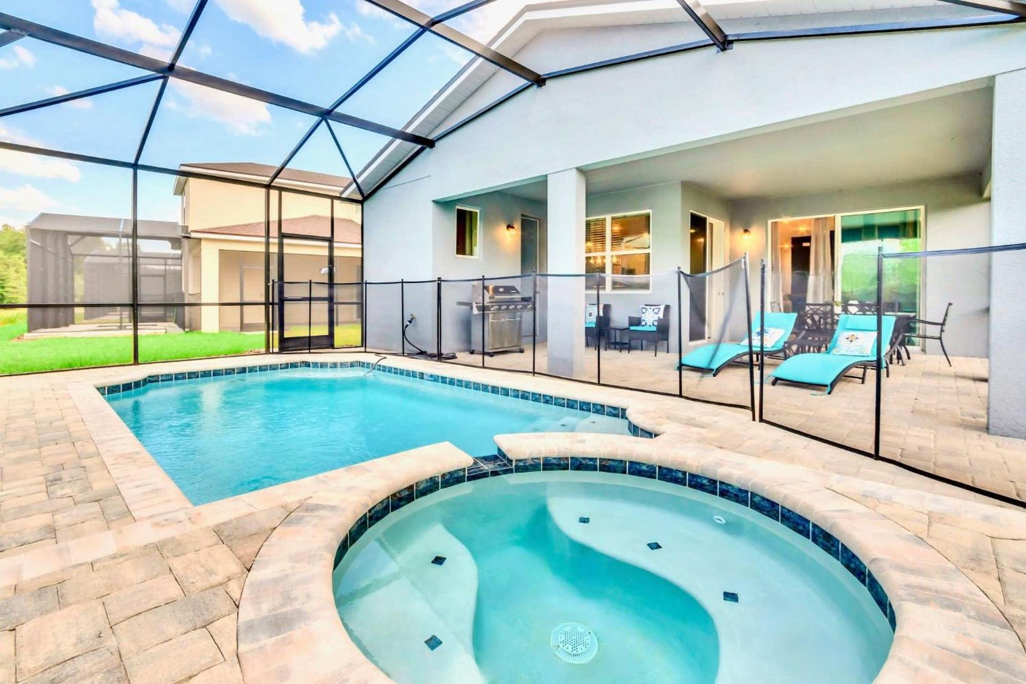 Stunning Rare Lake Front 7Br Holiday Home - Sleeps 14 - Pool, Hot Tub, & Games! Orlando Ngoại thất bức ảnh