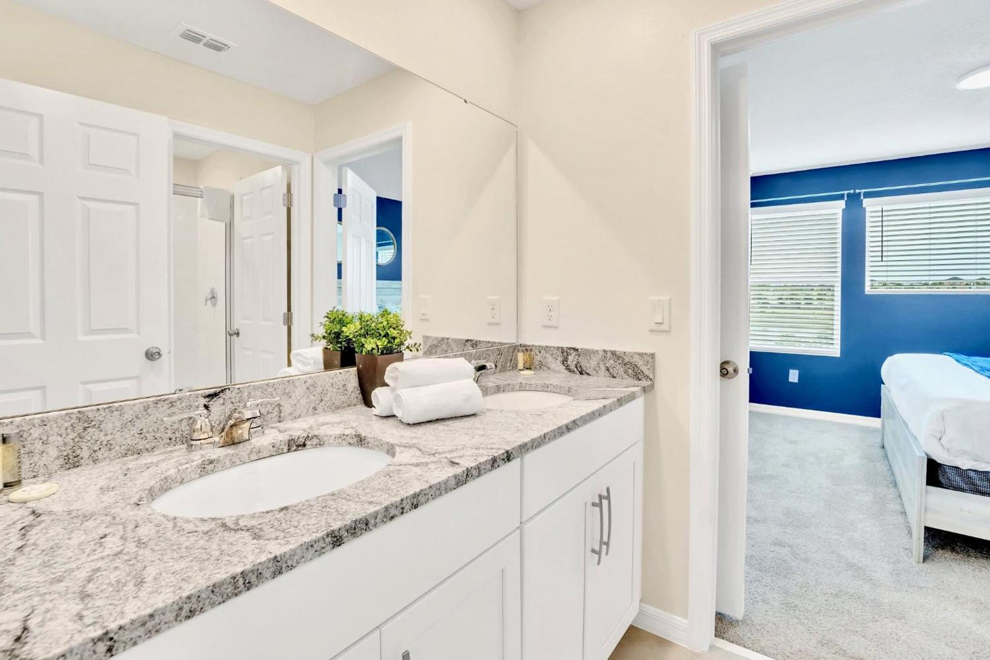Stunning Rare Lake Front 7Br Holiday Home - Sleeps 14 - Pool, Hot Tub, & Games! Orlando Ngoại thất bức ảnh